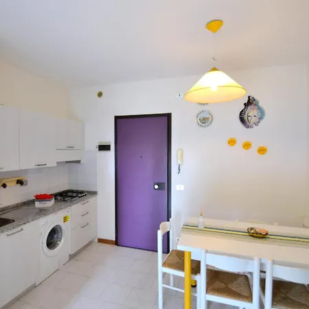 Beachfront Cozy Flat 1-bedroom With Balcony * Bibione