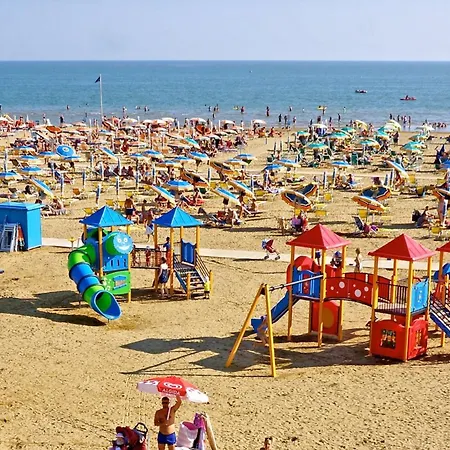 Beachfront Cozy Flat 1-bedroom With Balcony Lägenhet Bibione