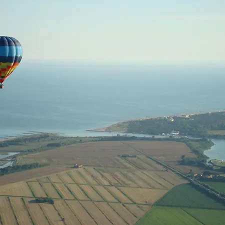 Beachfront Cozy Flat 1-bedroom With Balcony Apartment *